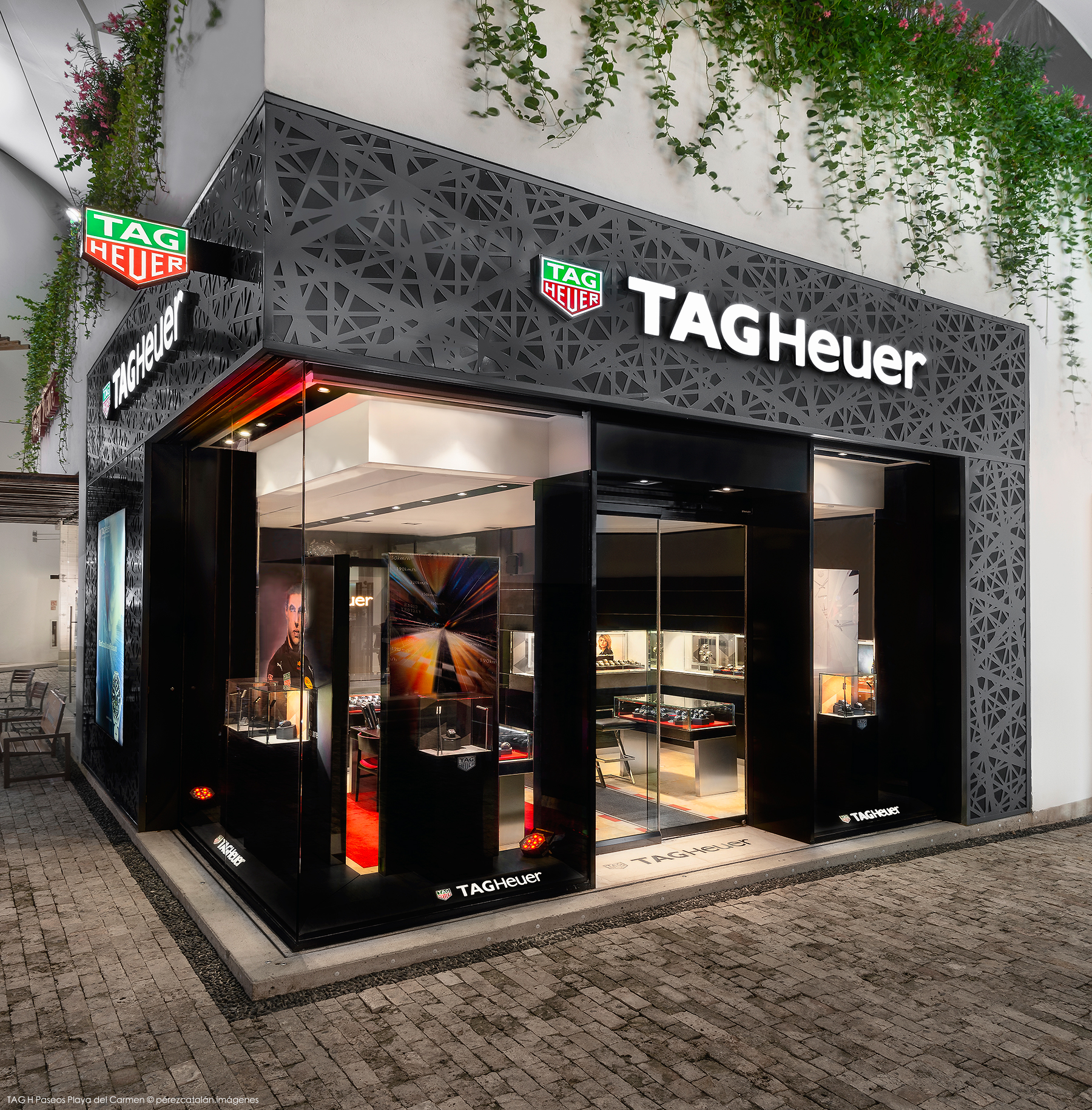 Arquitectura Comercial - Pérez Catalán